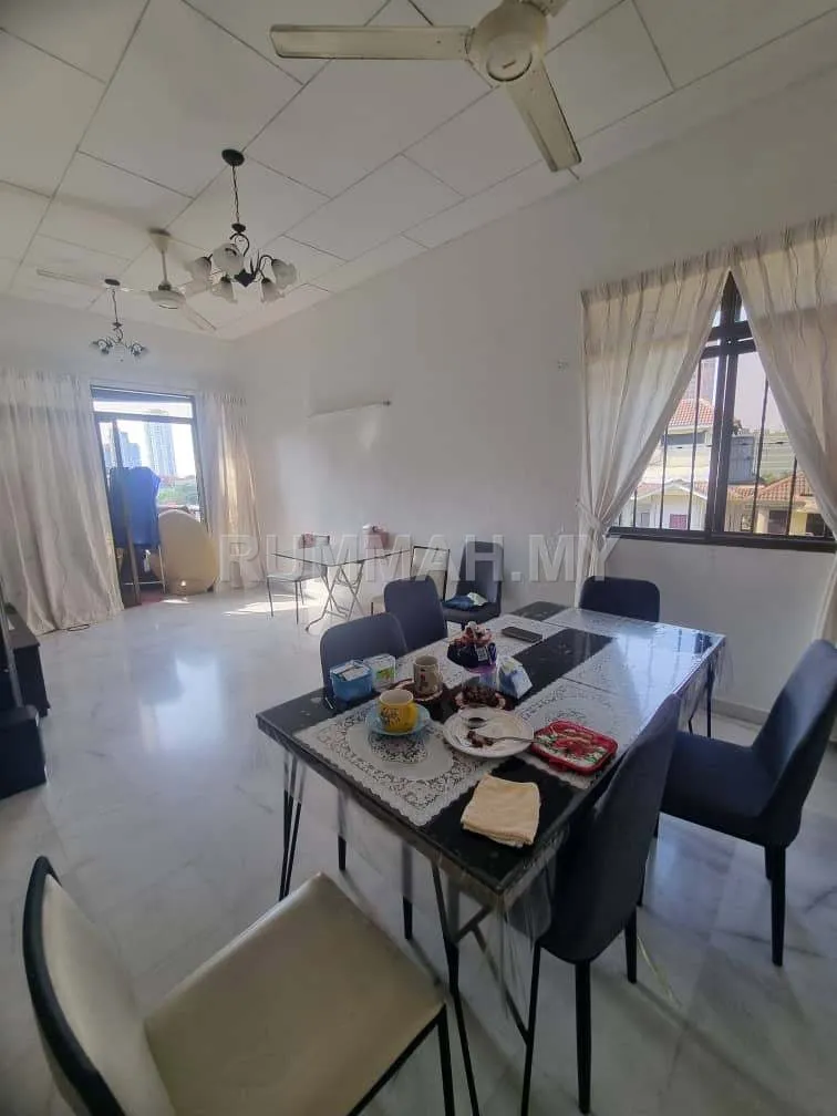 condo in Pulau Tikus, Penang — photo 2