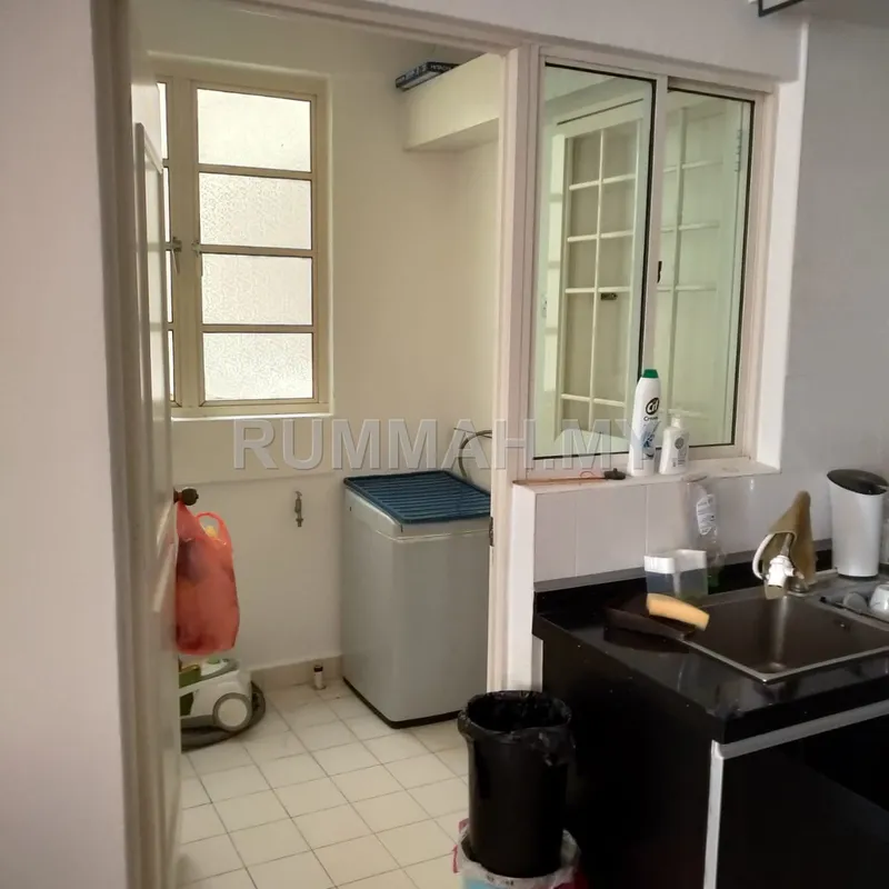 3-bedroom condo for sale in Bayan Lepas, Penang - Gold Coast
