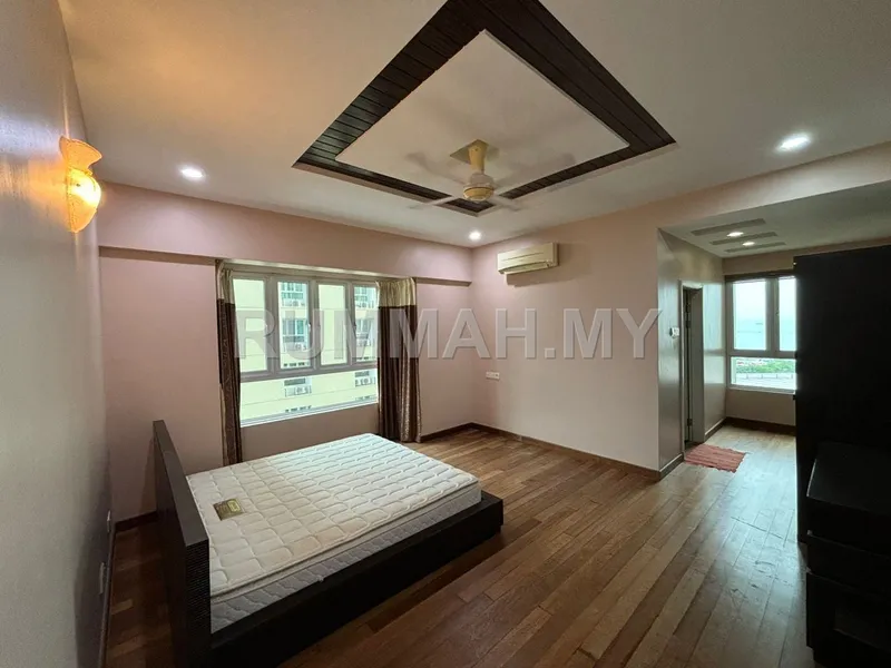 condo in Gelugor, Penang — photo 2