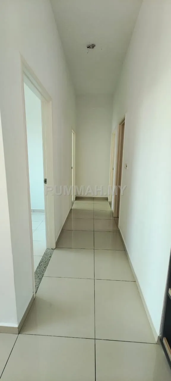 condo in Sungai Ara, Penang — photo 3