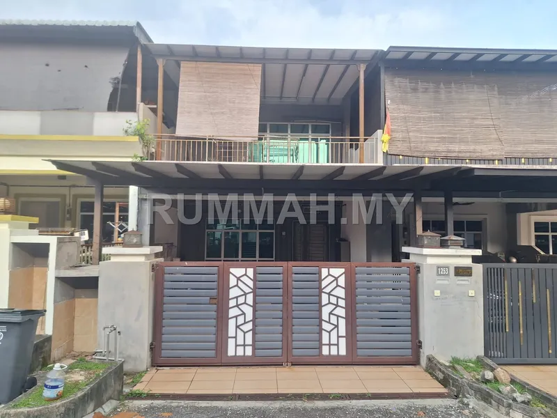 4-bedroom house for sale in Bandar Warisan Puteri, Negeri Sembilan