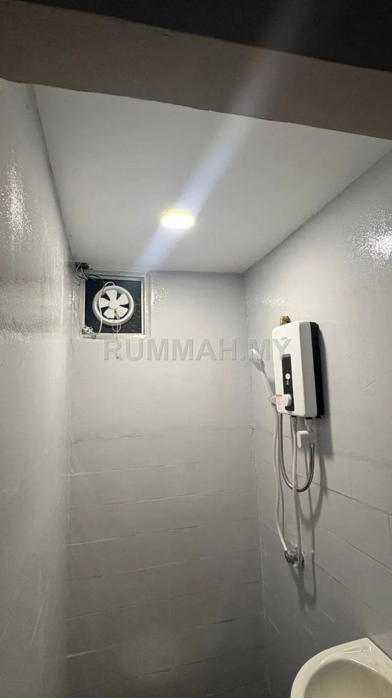 condo in Relau, Penang — photo 2