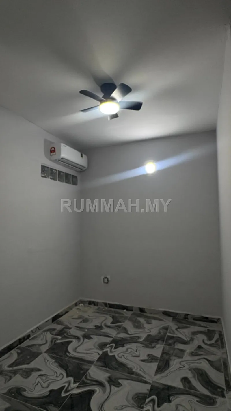 condo in Relau, Penang — photo 3