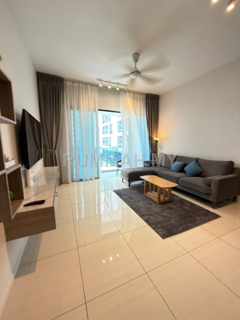 2-bedroom condo in Bayan Lepas, Penang for rent — Queens residence Q1 1200sf  fully furnished Seaview Bayan Lepas Queensbay 