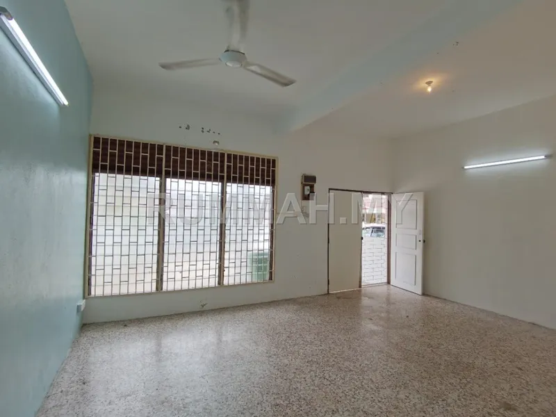 Lorong nipah, Taman Lip Sin Terrace 2 storey