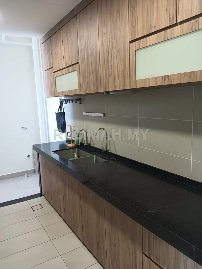 condo in Sungai Ara, Penang — photo 3
