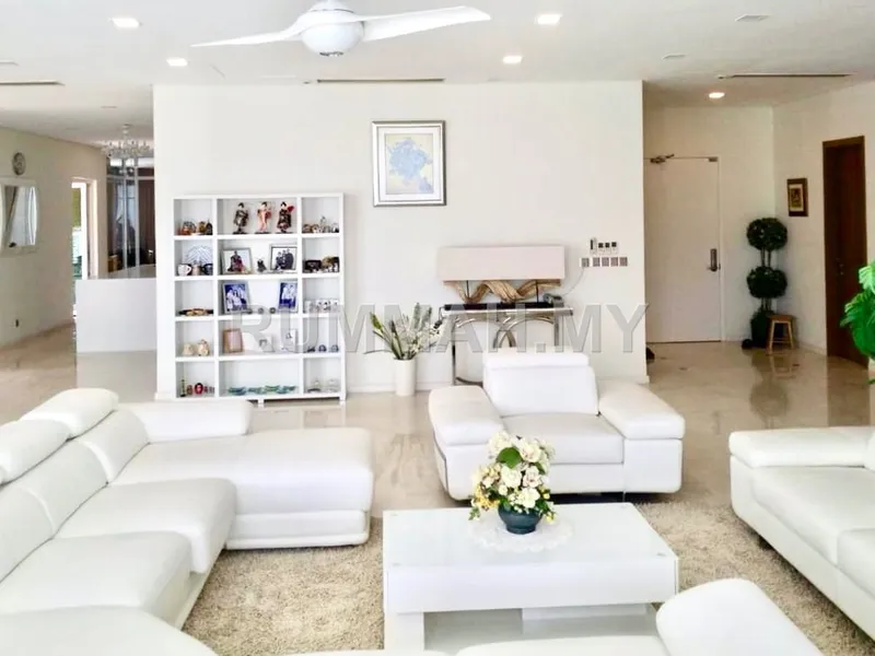 8 Gurney @ Gurney Drive for Rent