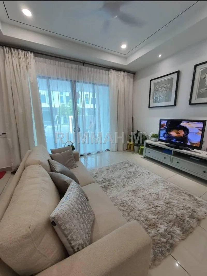 4-bedroom house in Batu Kawan, Penang for rent — Ashton Eco Horizon Ecoworld Batu Kawan Terrace Furnish Reno