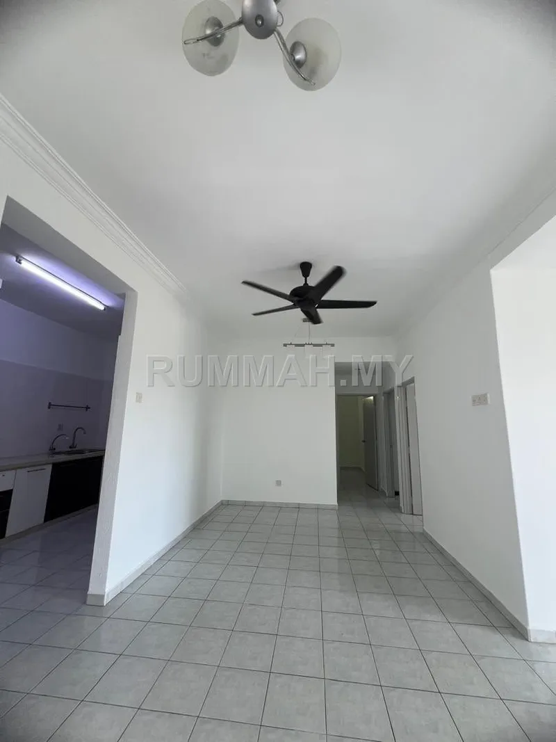condo in Sungai Ara, Penang — photo 3