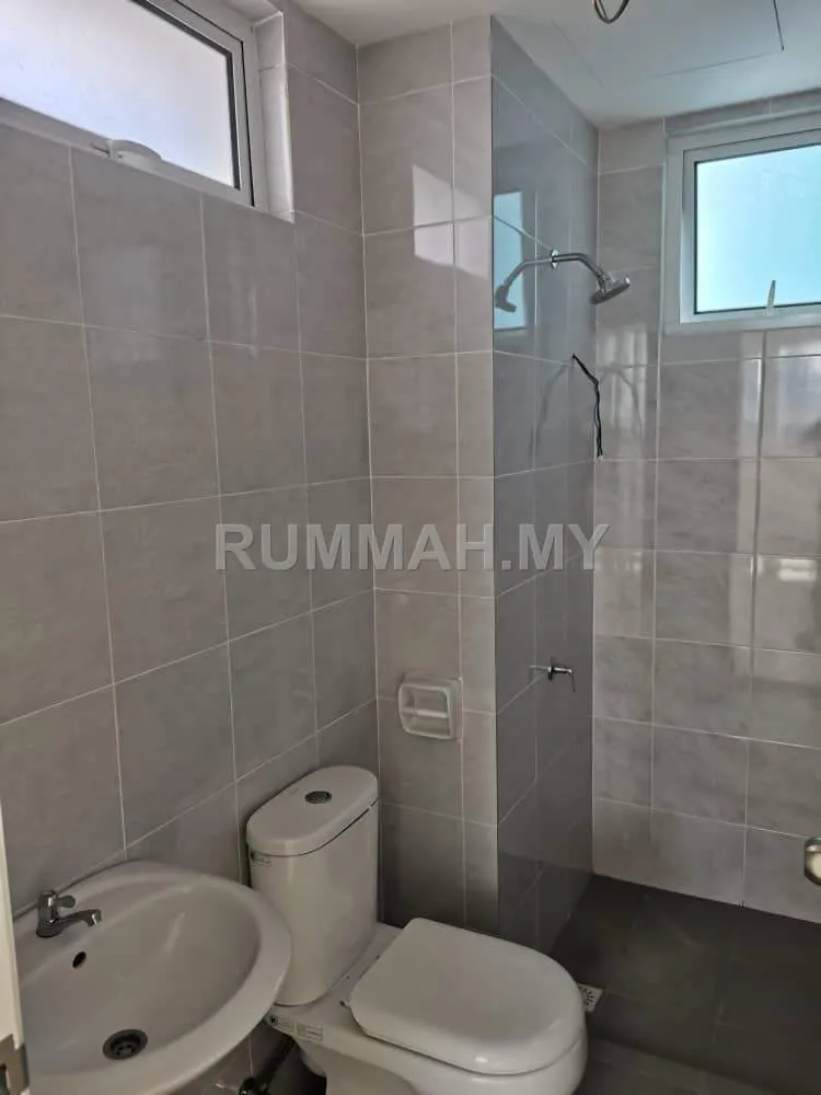 condo in Tanjung Tokong, Penang — photo 2