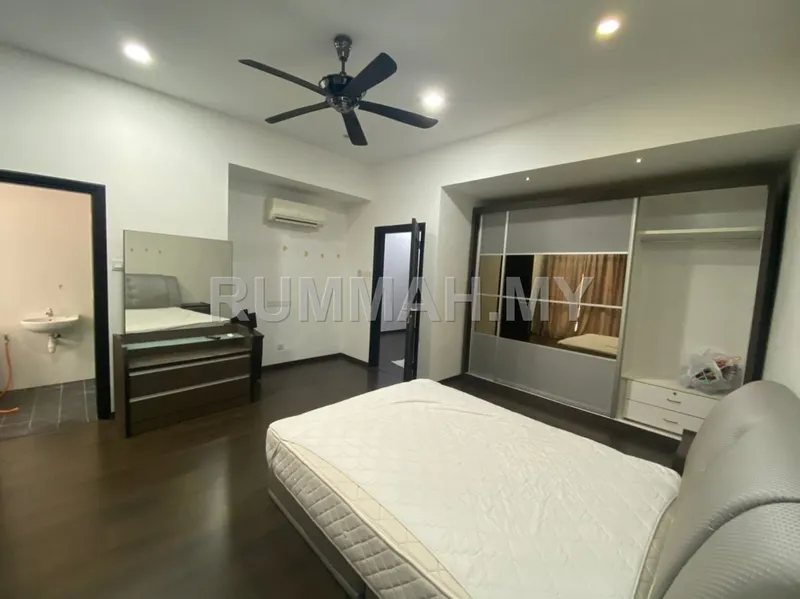 house in Jelutong, Penang — photo 2