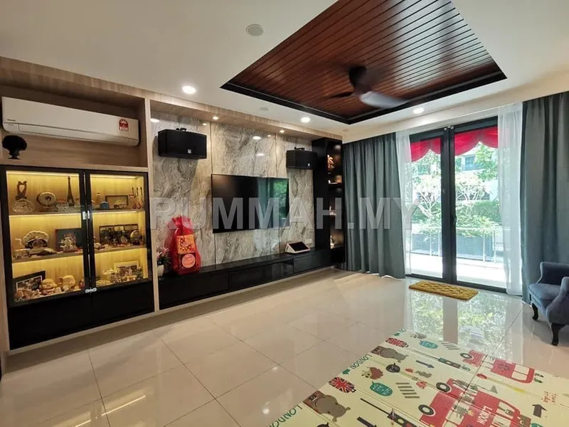 4-bedroom house in Sungai Ara, Penang for sale — Iconic Skies Villa Relau with Private Lift 