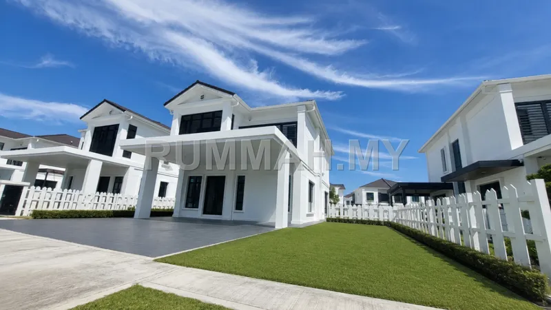 4-bedroom house in Batu Kawan, Penang for sale — Beldon Bungalow Ecoworld Eco Horizon 17FT Huge Land Batu Kawan 