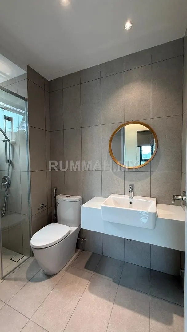 condo in Gelugor, Penang — photo 3