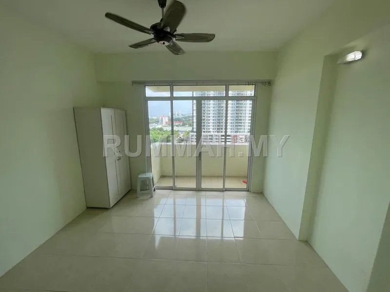 3-bedroom condo in Bayan Lepas, Penang for rent — D Piazza Condominium for Rent, Bayan Baru