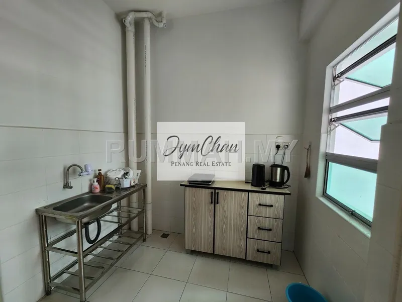 3-bedroom condo for sale in Sungai Ara, Penang - Idaman Iris 2 car park corner unit