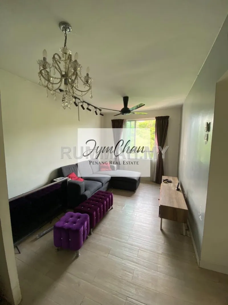 Melody home nicely renovated unit Must view