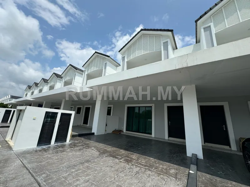 Eco Horizon Ashton Batu Kawan 2-Storey Terrace House For Sale RM890K Eco Horizon Ashton Batu Kawan 双层保安排屋出售 RM89万