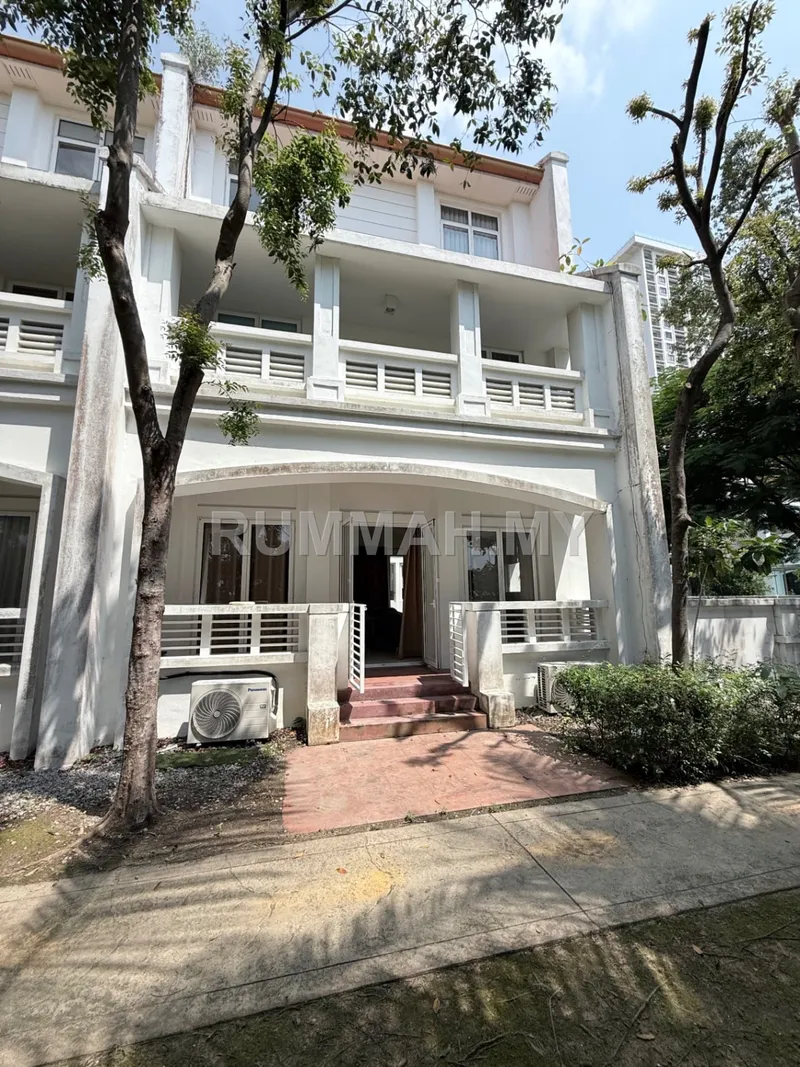 5-bedroom house in Tanjung Tokong, Penang for sale — E&O Terraces Corner for Sale @ Medan Bayu, Tanjung Tokong | Partly Furnished