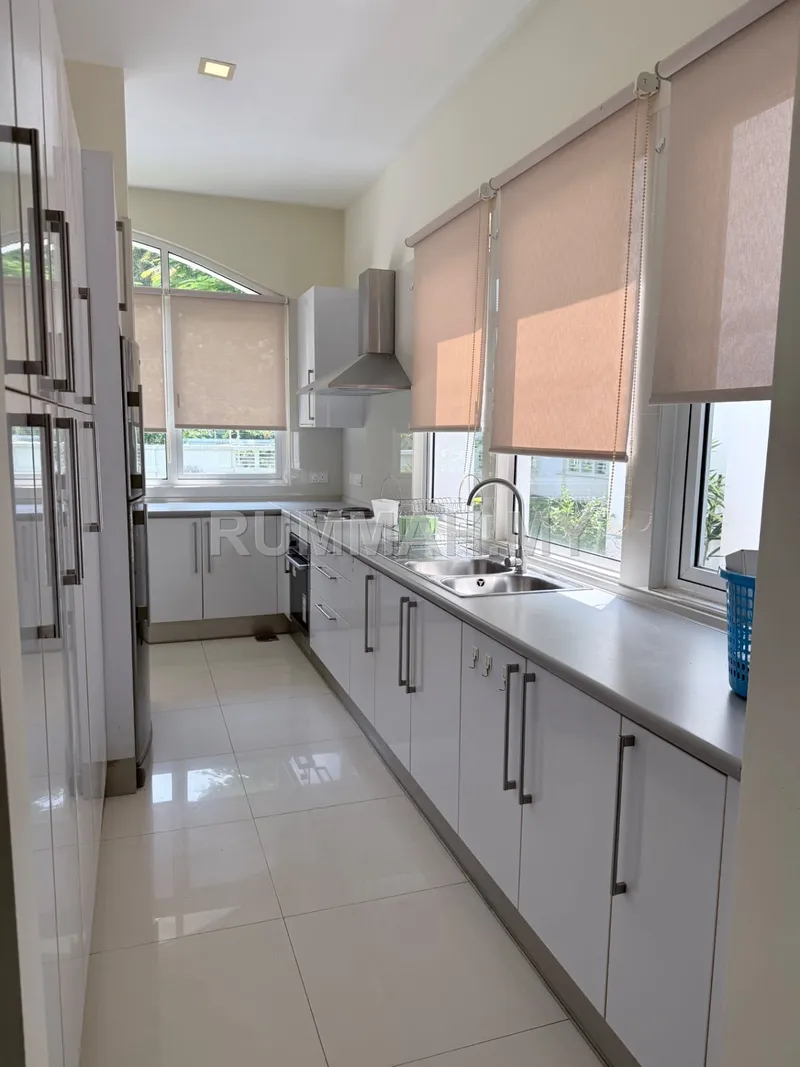 house in Tanjung Tokong, Penang — photo 3