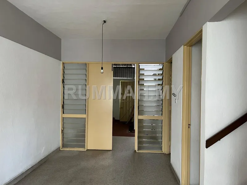 3-bedroom house in Gelugor, Penang for sale — 2 storey terrace house  Jalan Delima, Island Glades, 11700 Gelugor, Penang