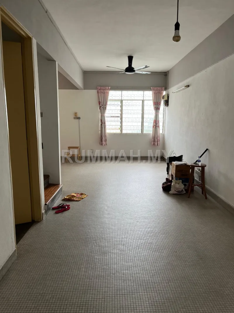 house in Gelugor, Penang — photo 2