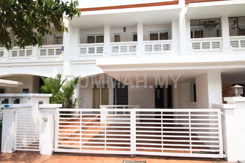 5-bedroom house in Tanjung Tokong, Penang for sale — 🏡 E&O Terrace Landed | For Sale