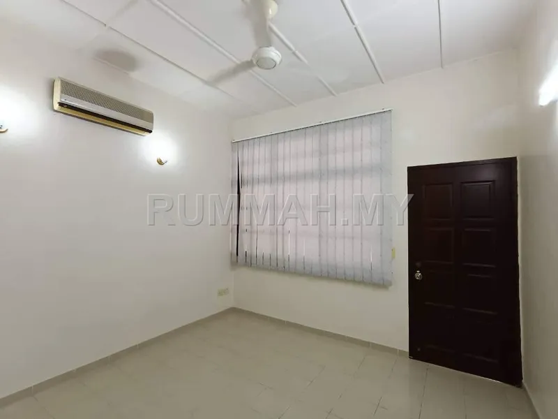 house in Sungai Nibong, Penang — photo 2