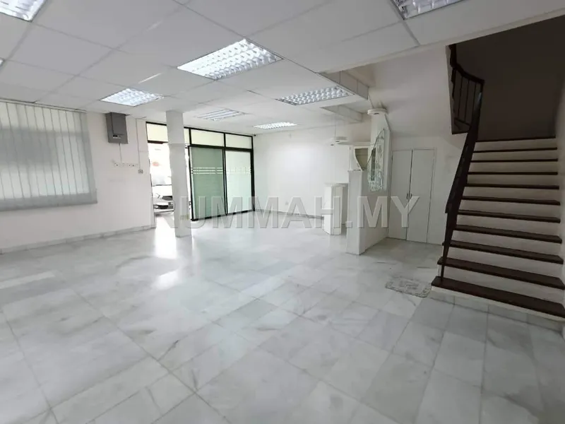 5-bedroom house in Sungai Nibong, Penang for sale — Jalan Pantai Jerjak 2 Storey Semi D ,Sungai Nibong