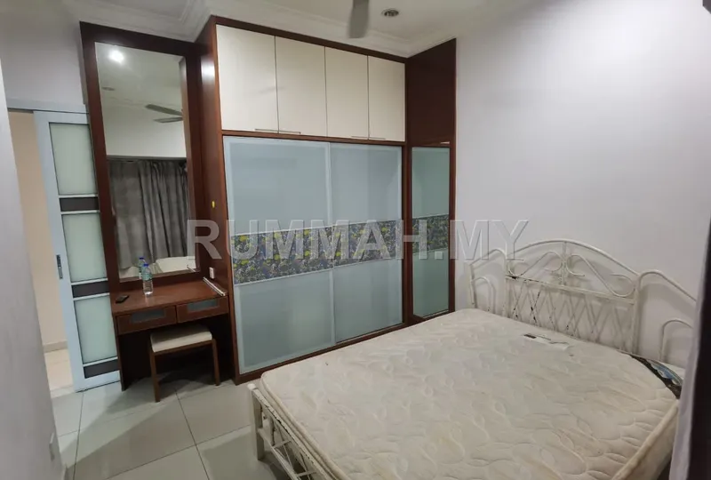 condo in Gelugor, Penang — photo 3