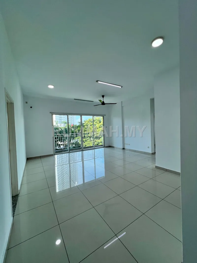 4-bedroom condo for sale in Sungai Ara, Penang