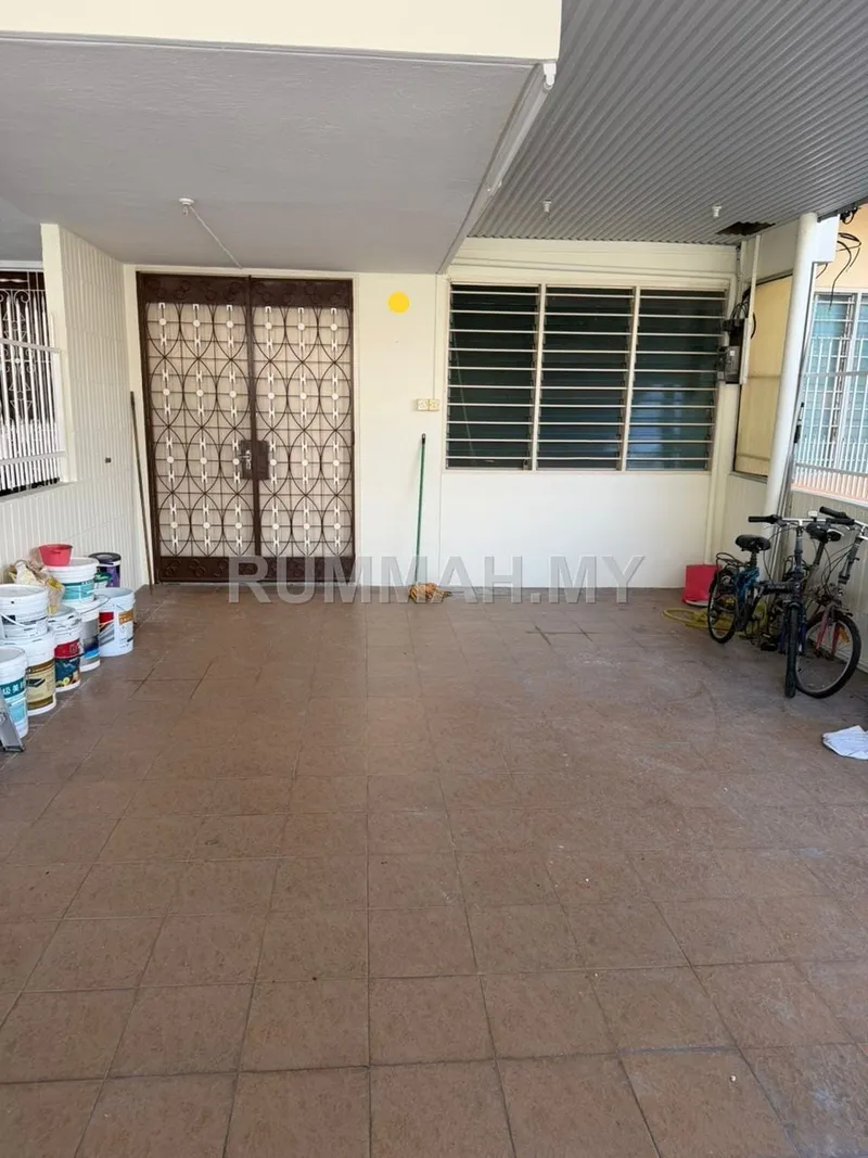 3-bedroom house in George Town, Penang for rent — 2 Storey Terrace House @ Pulau Tikus For Rent