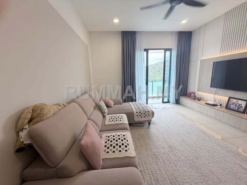2-bedroom condo in Bayan Lepas, Penang for rent — Queens Condo for Rent @ Queens,  | Fully Renovated