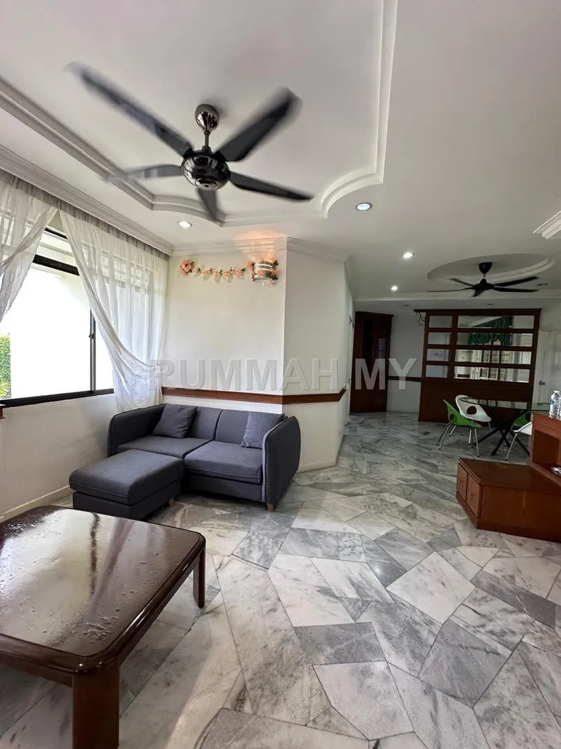 3-bedroom condo in Bayan Lepas, Penang for rent — Condo for Rent @ Lavinia Apartment, QB | Furnished