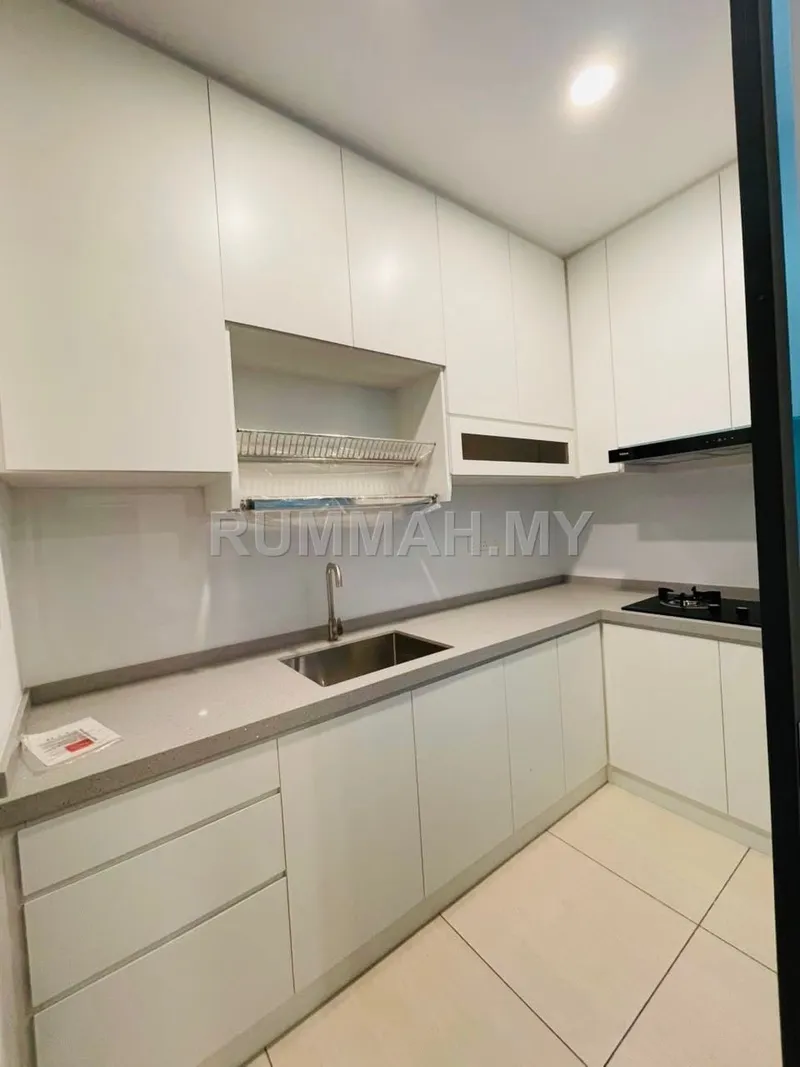4-bedroom condo in Bayan Lepas, Penang for rent — Queens House for Rent @ Queens, Q2 | Fully Furnished