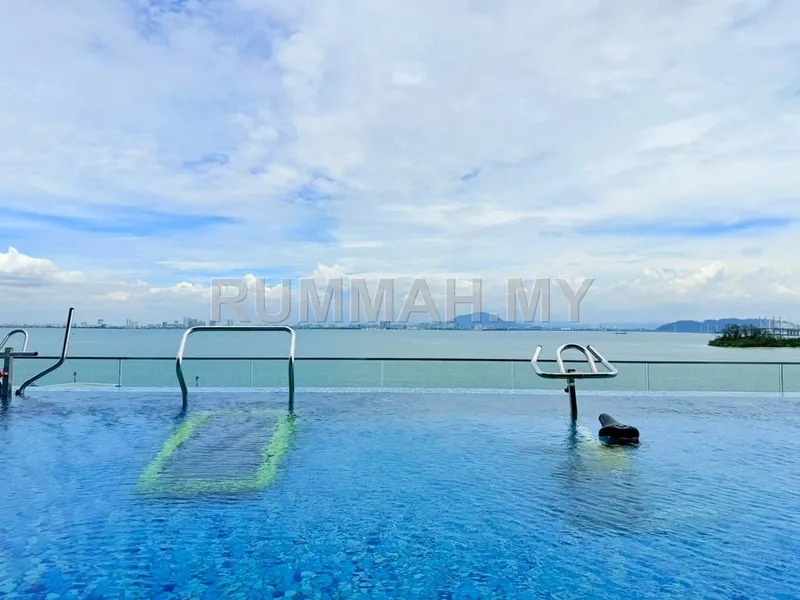 condo in Gelugor, Penang — photo 3