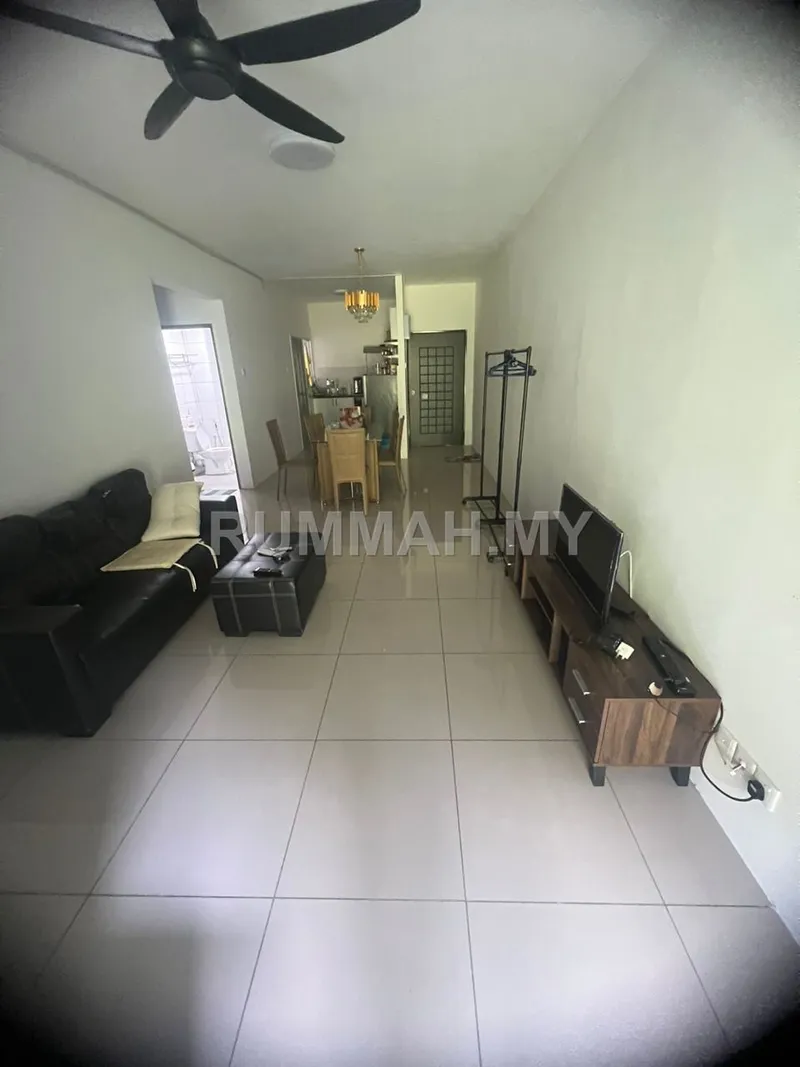 3-bedroom condo for sale in Paya Terubong, Penang - • 2 Single Car Parks!