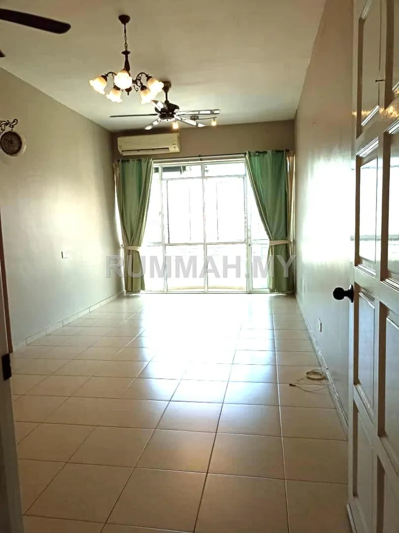 3-bedroom condo in Gelugor, Penang for rent — Desa Airmas/Gelugor/1,150sf/Fully Furnished/City view/1 Car Park