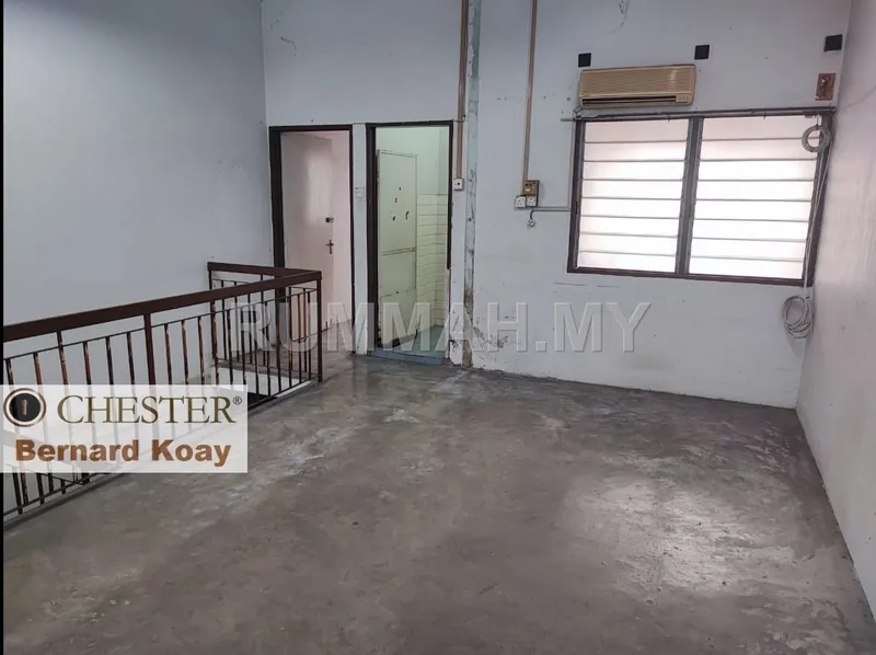 house in George Town, Penang — photo 2