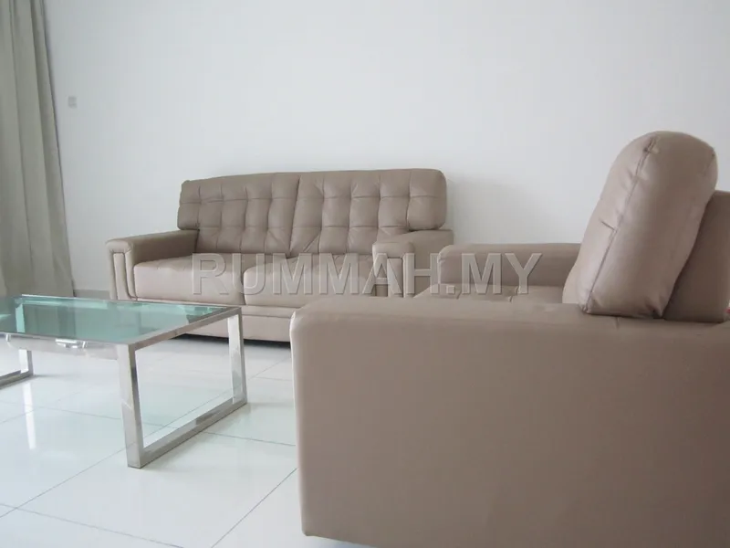 Light linear 3+1 House for Rent @ Taman, Area | Renovated