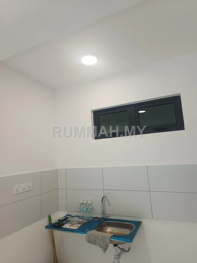 condo in Bukit Jambul, Penang — photo 3