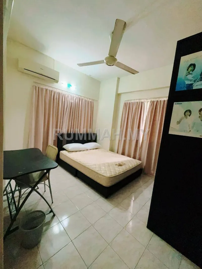 condo in Gelugor, Penang — photo 3