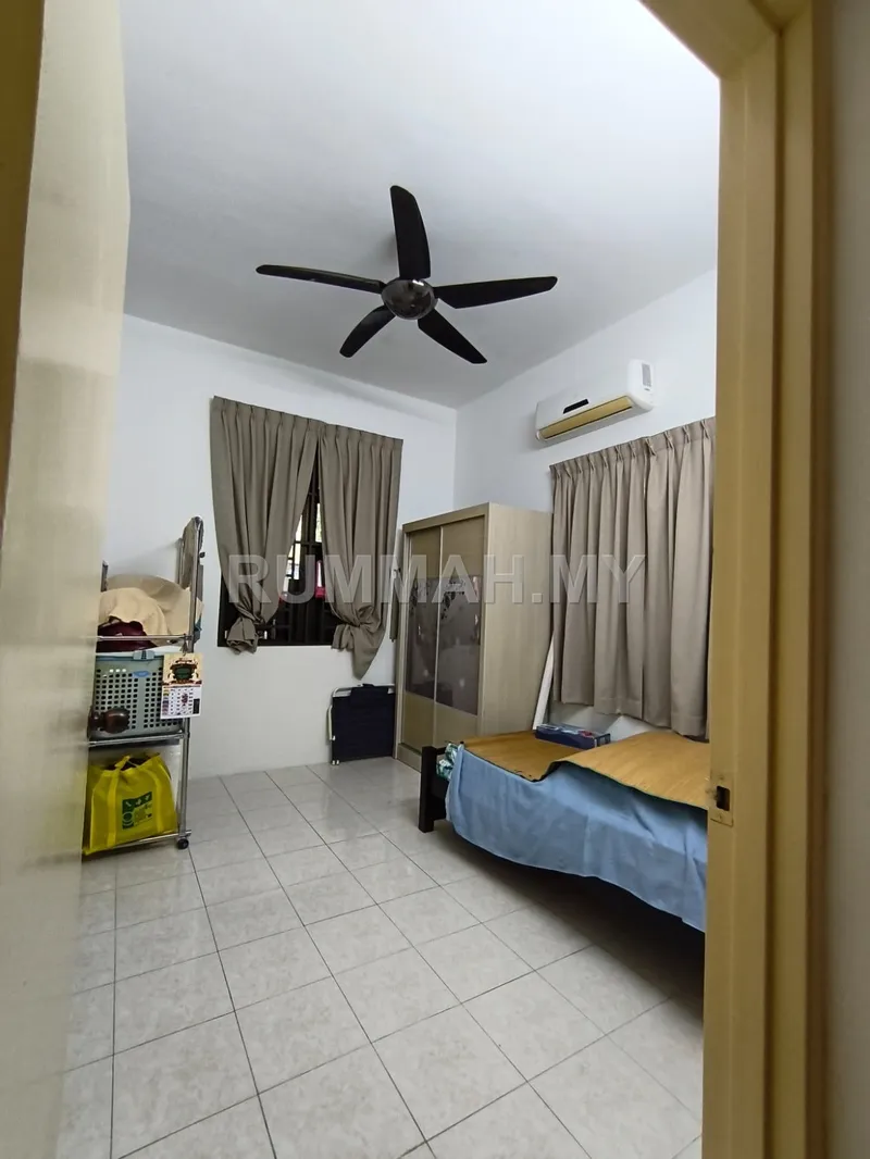 house in Teluk Kumbar, Penang — photo 3