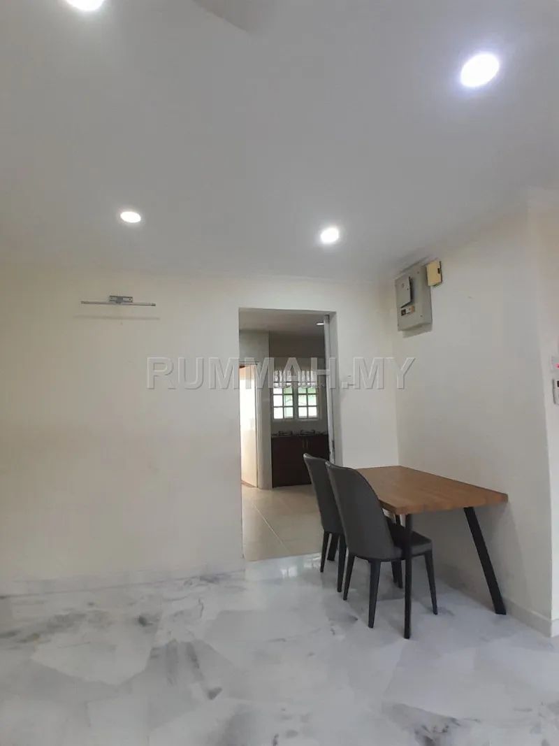 condo in Pulau Tikus, Penang — photo 2