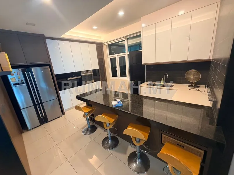 condo in Tanjung Tokong, Penang — photo 3