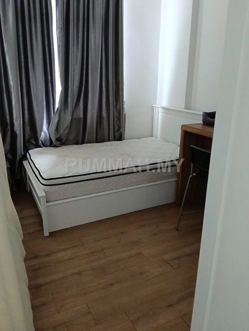 3-bedroom condo in Jelutong, Penang for rent — D Mansion 