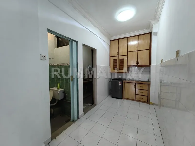 condo in Gelugor, Penang — photo 3