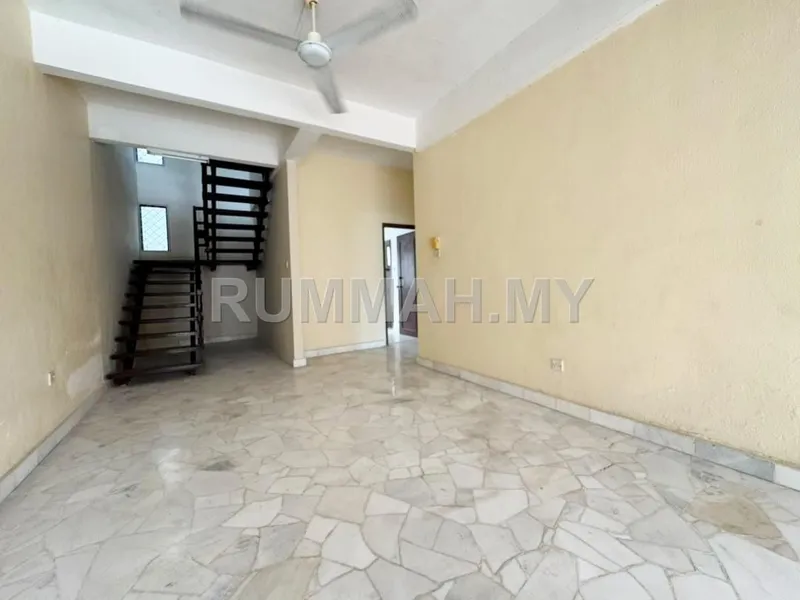 house in Tanjung Bungah, Penang — photo 3
