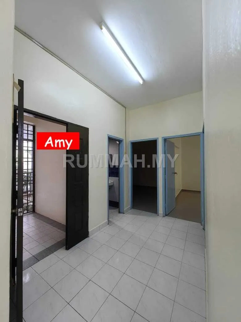 condo in Gelugor, Penang — photo 3