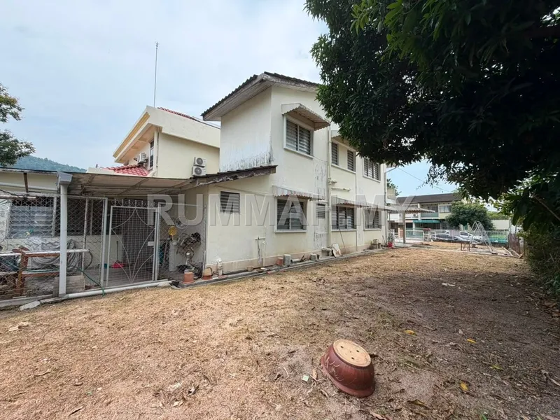 4-bedroom house in Jelutong, Penang for sale — Lebuhraya Tembaga 2 storey Semi D, Taman Guan Joo Seng